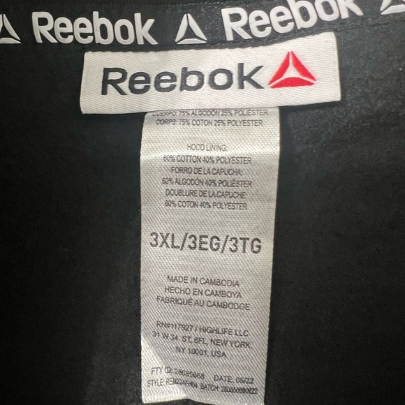 Reebok Classic Delta CVC Fleece Black Pullover Hoodie - Picture 3 of 12